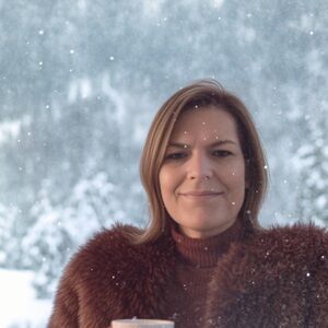 Meet your Posher, Cathy